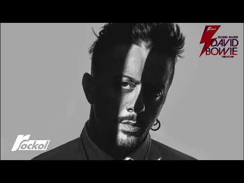 David Bowie Tribute Day: Dardust in "Heroes" per Rockol