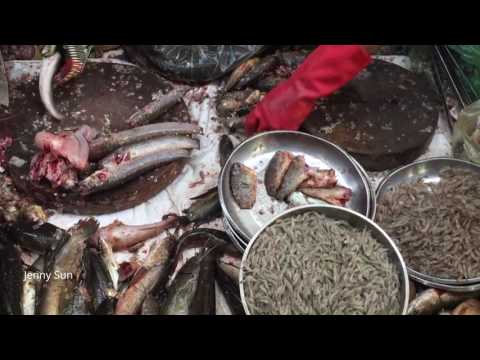 Lively Living In Cambodian Market - Foods And Activities In Phnom Penh Market - Wet Market In Asia