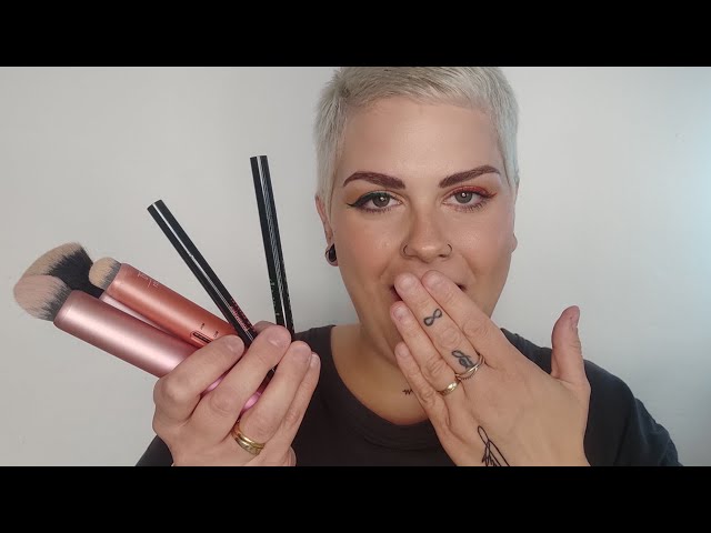 Vídeo relacionado con Brochas De Maquillaje Profesional, 3 Piezas Set Brocha Base Maquillaje, Perfecto Para Cualquier Look, Funciona Con Líquido, Esmalte, Crema, Esculpido, Rubor y Polvos Fijadores