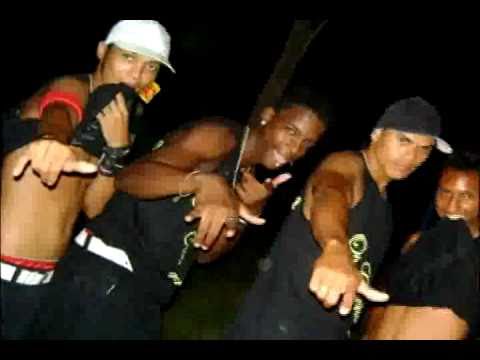 Os Cachorrinhos - Bombom de Serenata [ MUSICA NOVA 2011 ]