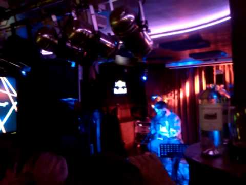 Kev Dixon - Man Of The Hour (live @Carpe Diem Leeds)