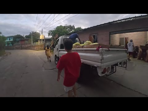 Seguimos en la caminata hasta el desvío #jocoaitique #morazán #elsalvador 