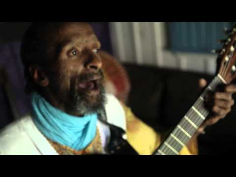 Leal Carvalho - NOVA TERRA,NOVA SANGA,NOVO MUNDO