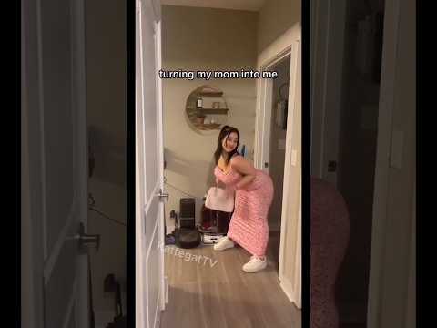 Moms dressing like their daughter....😍😍😍