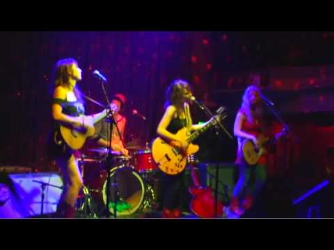 Those Darlins "Red Light Love"