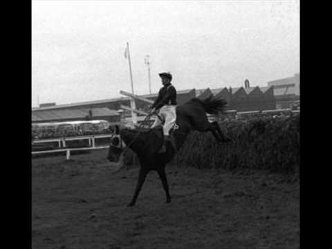 Foinavon Wins Grand National