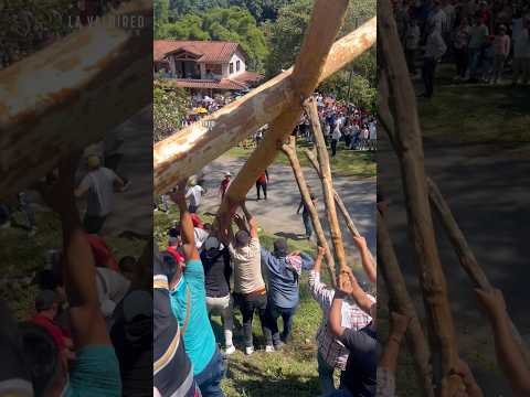 La cruz más grande de Colombia en Semana Santa