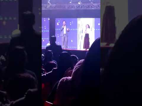 PRATYUSH PATHAK Engaging audience by making joke and manage the stage