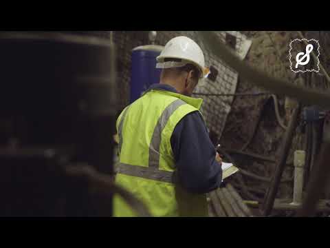 Salzdirndl.com – Salzabbau: Die Männer im Berg