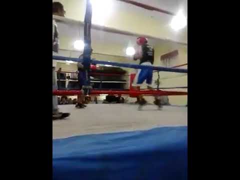 Sebastian Sanchez vs Adrian (pelea 2 raund)