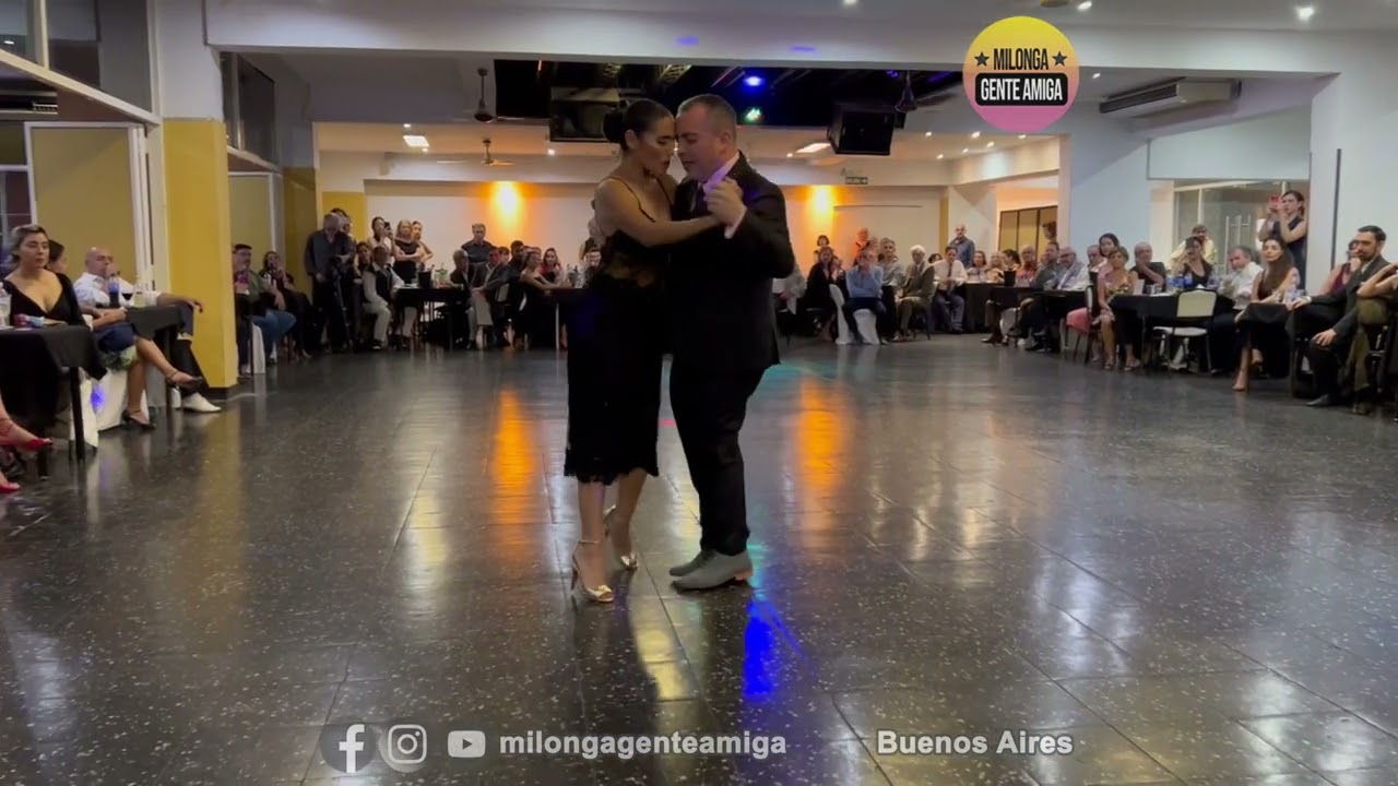 Hernan Alvarez Prieto y Natalia Hills  - Milonga Gente Amiga -24/MAR/2024 (4/4)