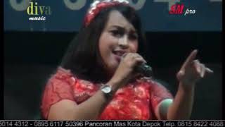 Download lagu Menunggu   Ade Ardita   SM production   Diva Music mp3
