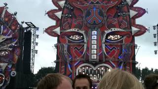 Defqon 2013 ~ Noisecontrollers and Taylr Renee - People Of The Sun