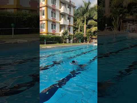 Aryaman making waves while learning the butterfly stroke! 💪🏊‍♂️