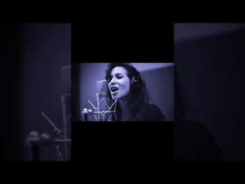 Daniela Herrero ft Lula Bertoldi - Por el Anden #erucasativa #rock #musicvideo