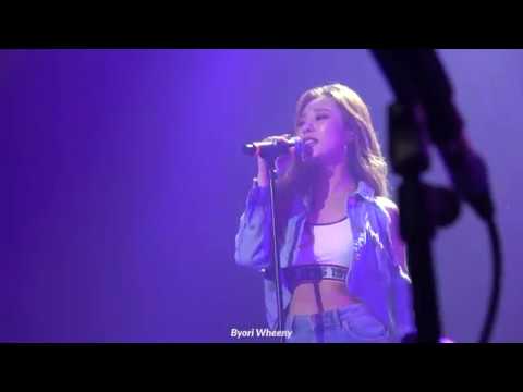 [4K/FANCAM] 170820 마마무 MAMAMOO MOOSICAL Curtain Call in Busan 휘인 직캠 - 모데라토 + That's What I Like