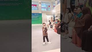 Download lagu catwalk  fashion show model cilik cowok yogyakarta  indonesia -fashion show mp3