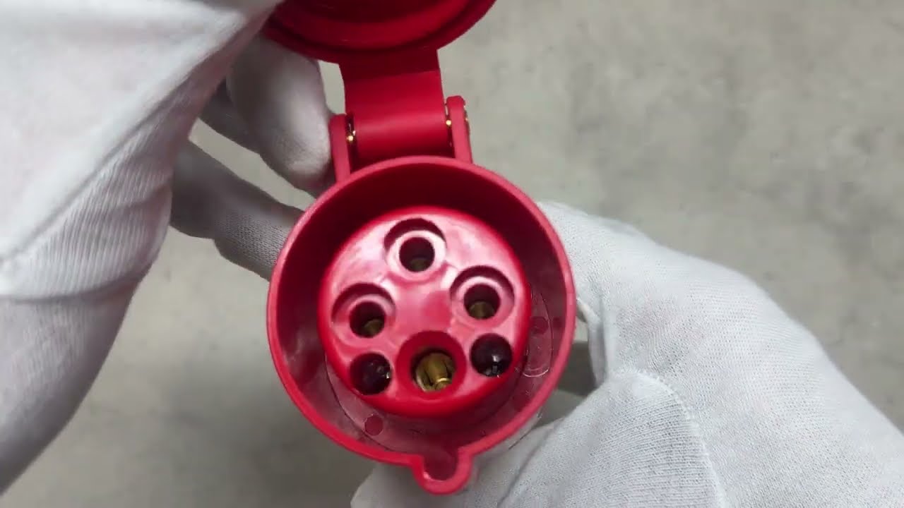 Розетка переносная 214 3Р+РЭ 16А 380-415В IP44 A0080020002