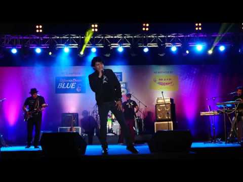 Tu Jo Mila, singer KK live at Mirchi Top 20 Concert, MMRDA Grounds, Mumbai, 11 Feb 2017