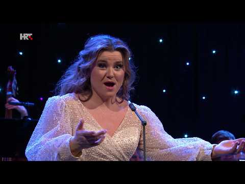 Evelin Novak & HRT Tamburitza Orchestra | Matija Fortuna, conductor | New Year's concert 2024.