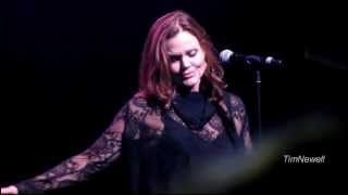 THE GO-GO&#39;s (HD 1080p) &quot;Fading Fast&quot; - Milwaukee 2013-07-03 - Summerfest