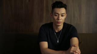 PAKHO CHAU  一直走