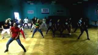 Santigold - Look At These Hoes