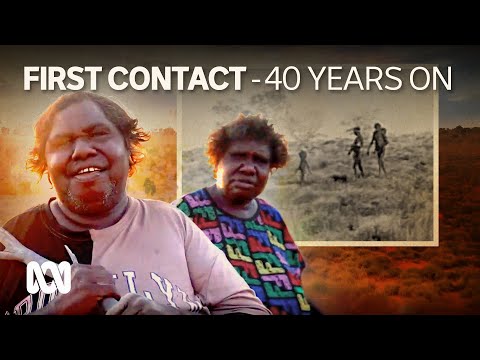 These sisters didn't know white people existed. Then one day everything changed. | ABC Australia