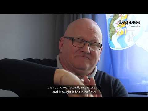 Falklands War Naval Gunner *WEAPON JAMS* Under Fire From SkyHawk Argentine Aircraft | HMS ANTELOPE