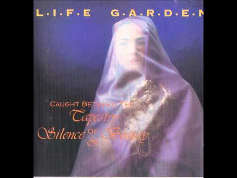 Life Garden - I Am Not a Ghost