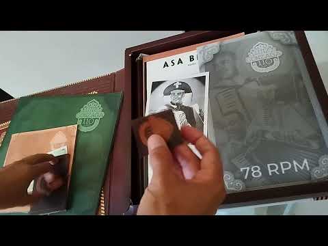 Box Luiz Gonzaga 110 anos do Nascimento escrito Paulo Wanderley