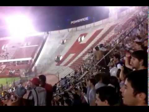 "La banda del pincha en la cancha de huracan" Barra: La Barra de Caseros &bull; Club: Club Atlético Estudiantes