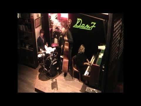 Irina Margolina Trio - "Jitterbug Waltz" (Fats Waller)