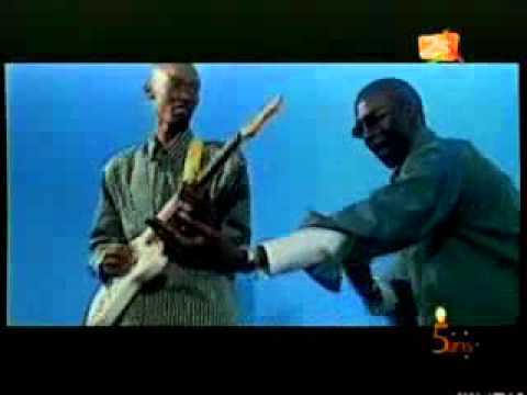 Fallou Dieng - Samba Yii.flv