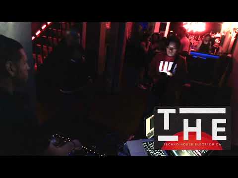 André Ribeiro  - T H E - Nov, 15 2024  - Hitch Bar