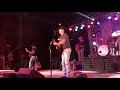 Aaron Watson - Raise Your Bottle (Live)