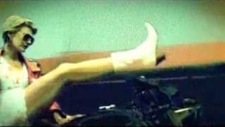 Daan - Housewife / The Conversation [HQ]