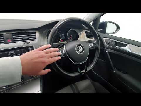 152KE124 - 2015 Volkswagen Golf R Line 1.6 TDI  110HP 5DR 17,890