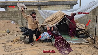 Download lagu معجزه :The second lady begged her husband and the first lady not to tear her veil and throw her out. mp3