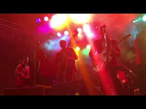 The 6 Fireballs - Jeannie Jeannie Jeannie