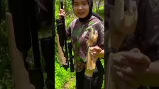 Download lagu KEJADIAN TAK TERDUKA...SENAPANKU PATAH  #snipercantik #berburu mp3