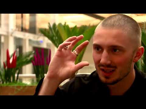 Tom London - Digital Magician | Sky News Swipe