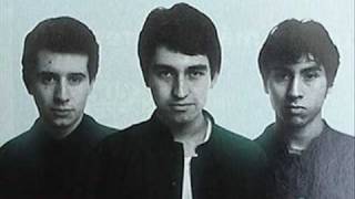 Estrechez de corazón - Los Prisioneros con letra