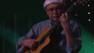 Jingle Bells (Live) | Holiday Music | Tommy Emmanuel