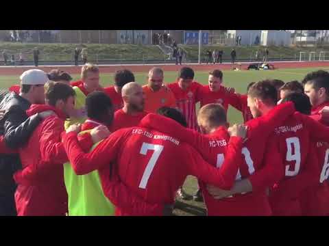 Jubelkreis 1. FC-TSG Königstein beim Auswärtssieg gegen SF Friedrichsdorf
