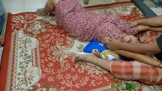 Download lagu Pijat pundak mama muda yang lagi kecapean mp3 Download lagu Pijat pundak mama muda yang lagi kecapean mp3