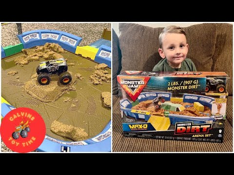 Monster Jam MAX-D Monster Dirt Arena Set!