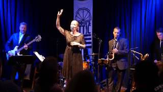 Bernadette Seacrest - Tiptoe through the Tulips @ Eddie's Attic, Decatur, GA - Wed May/23/2018