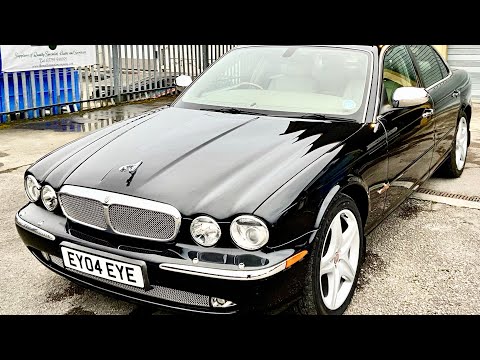 CONCOURS JAPANESE IMPORT !!! Jaguar XJ8 X350 3.6 V8 Auto Only 31k Miles @ The Malton Motor Company