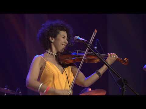 Fios de Choro no Festival Jazz a la Calle - Pega Ladrão! (João Pellegrini))